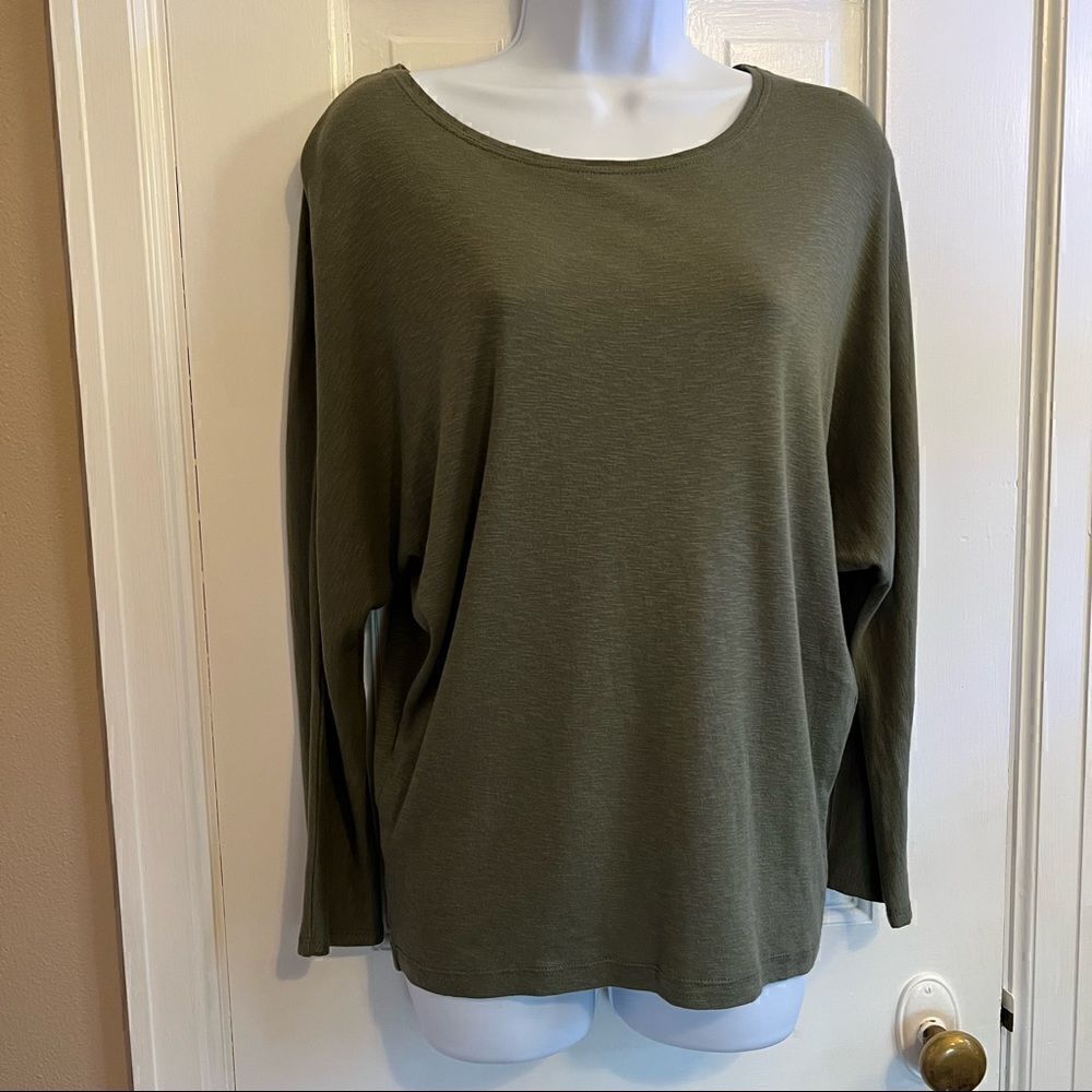 St. Tropez green long sleeve shirt